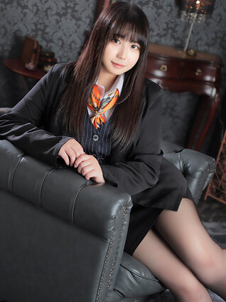 �����y��픧�H��F���s���z